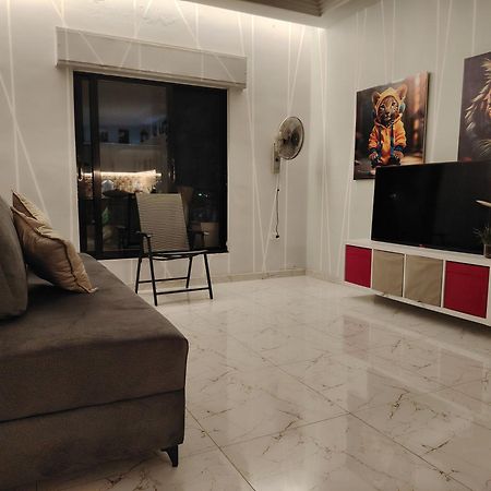 Abu Alzoz Home سكن مشترك Амман Экстерьер фото