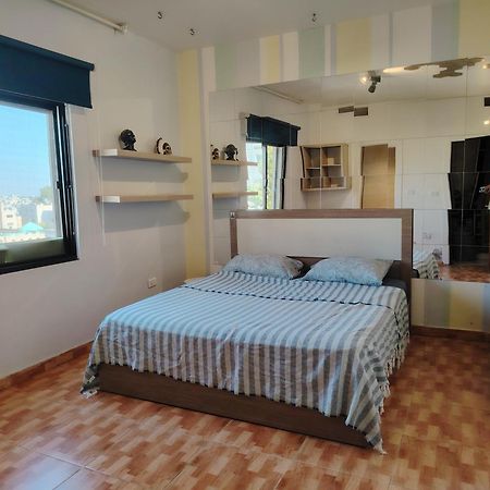 Abu Alzoz Home سكن مشترك Амман Экстерьер фото